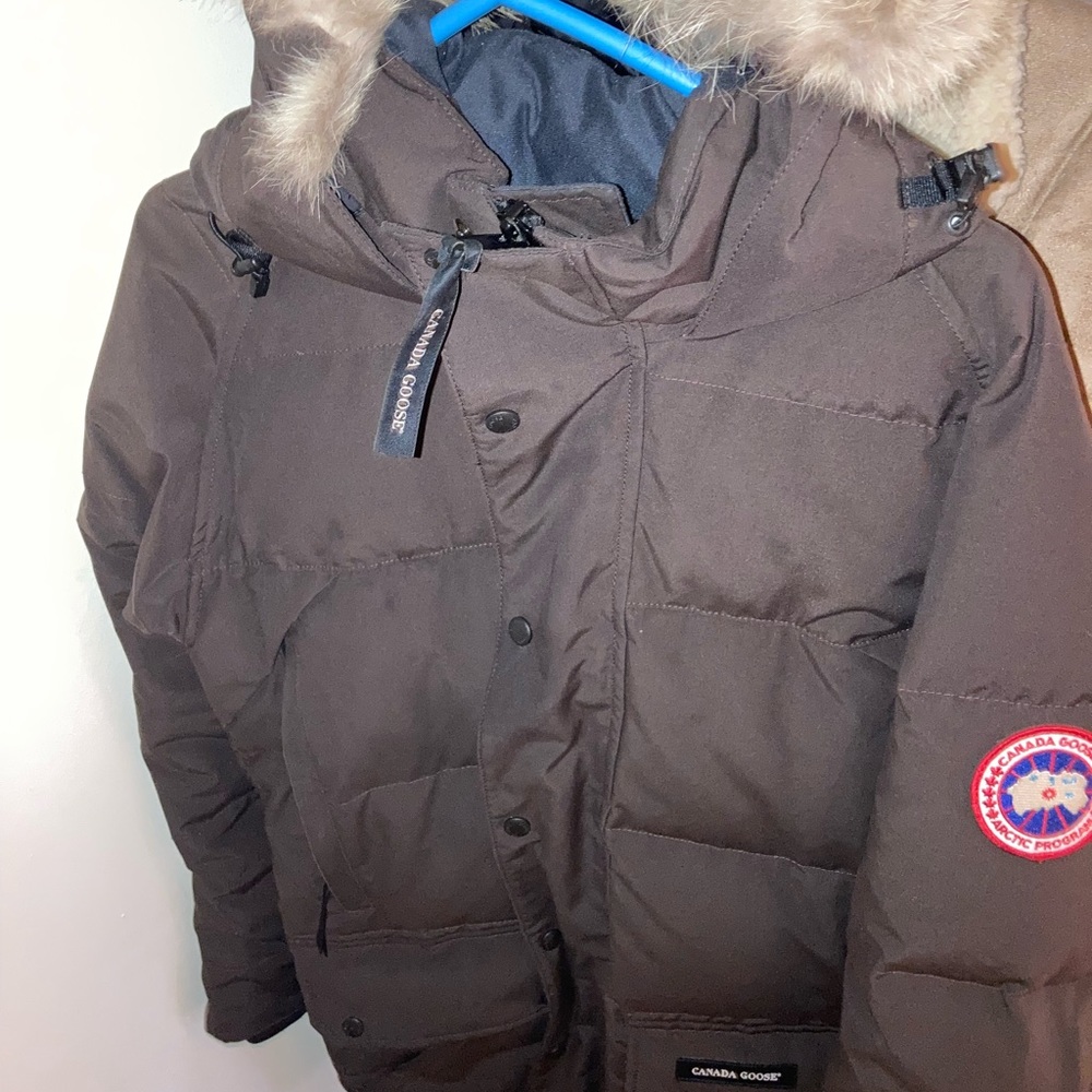 Price not negotiable medium size works like new